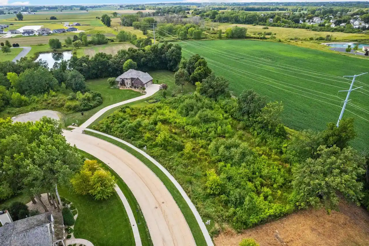 Homes for sale in Oshkosh, WI | Quail Run Dr Dr, Oshkosh, WI 54904 | MLS# 50290410