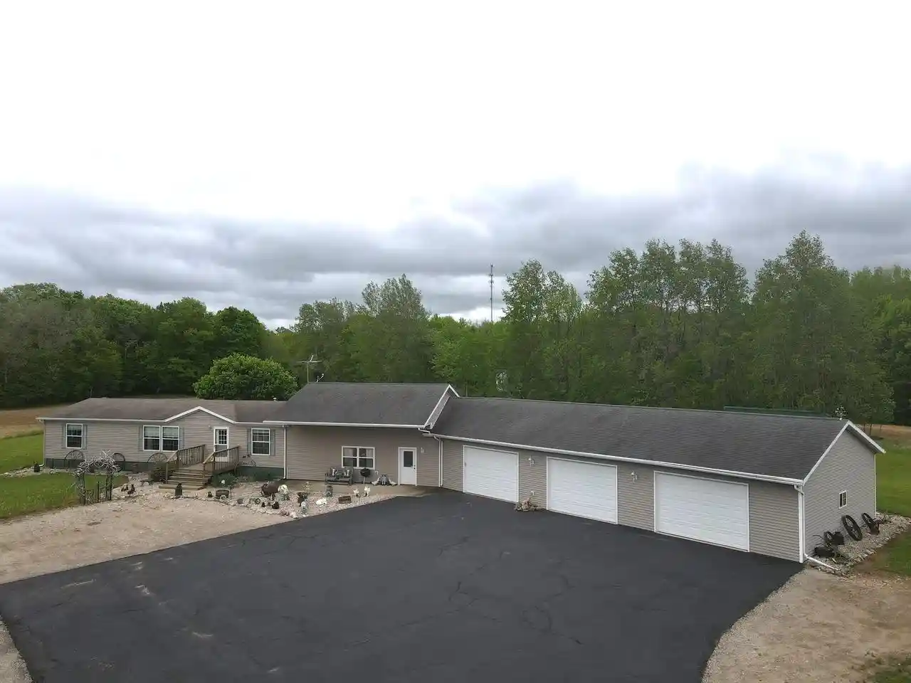 Homes for sale in Pound, WI | 9155 Lee Lake Road Road, Pound, WI 54161 | MLS# 50291815