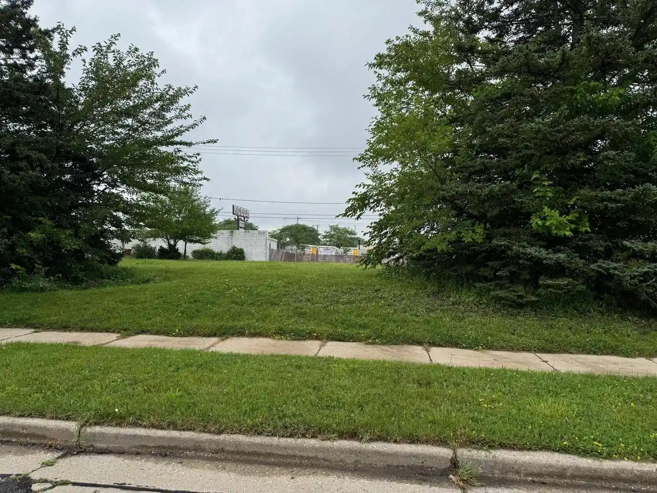 Homes for sale in Milwaukee, WI | 7722 W Potomac Avenue Avenue, Milwaukee, WI 53222 | MLS# 1883238