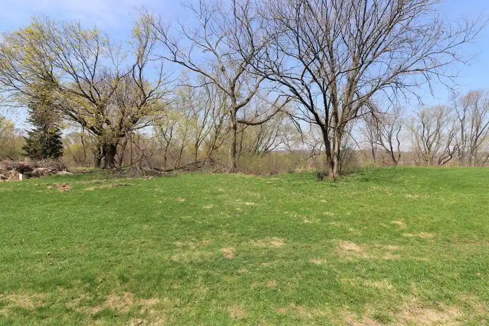 2nd image of Lt2 Lakeview Glen Dr Dr, Lake Geneva, WI 53147 | MLS# 1886419