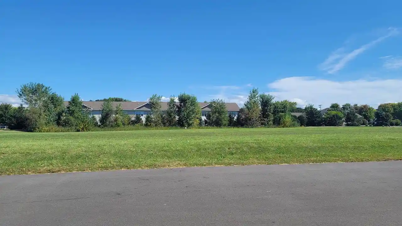 2nd image of E Gruenwald Avenue Avenue, Oshkosh, WI 54901 | MLS# 1986487