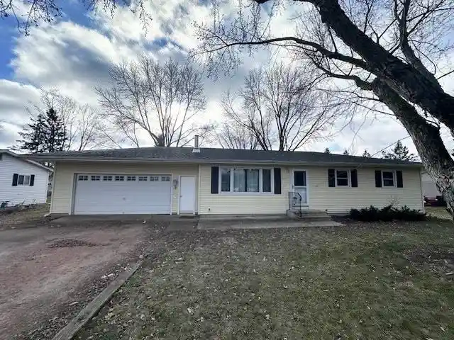 Homes for sale in Spencer, WI | 803 E Birch Street Street, Spencer, WI 54479 | MLS# 22405768