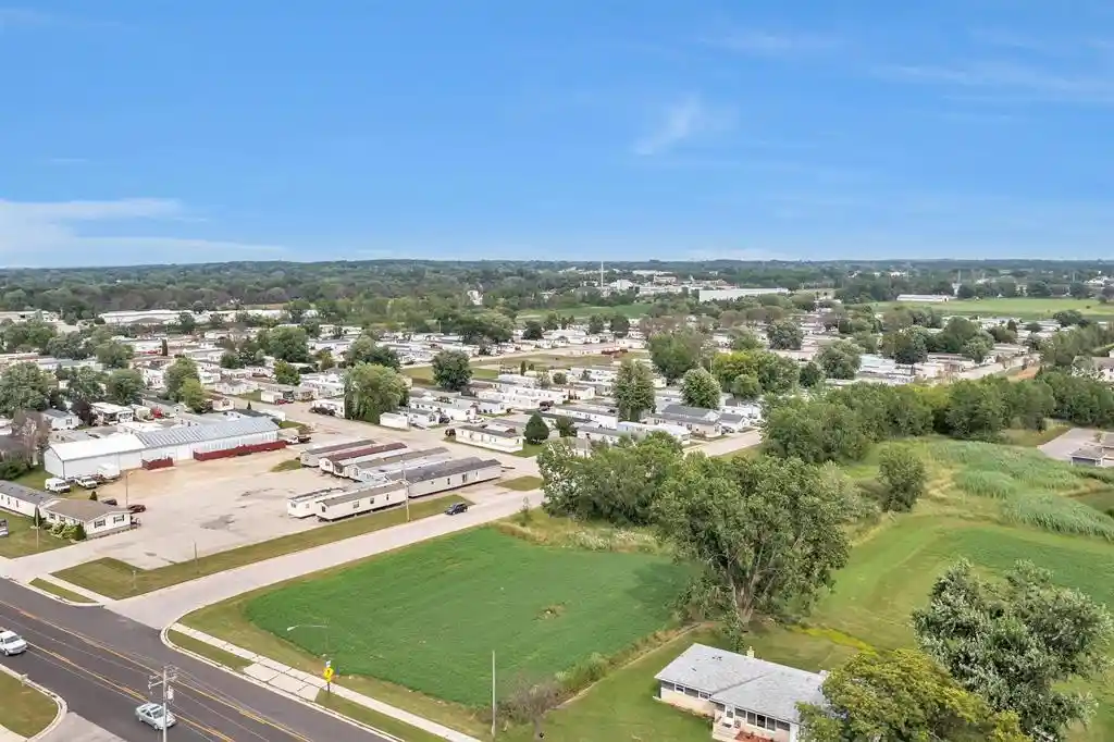 Homes for sale in Green Bay, WI | 1373 Bellevue Street Street, Green Bay, WI 54311 | MLS# 50302185