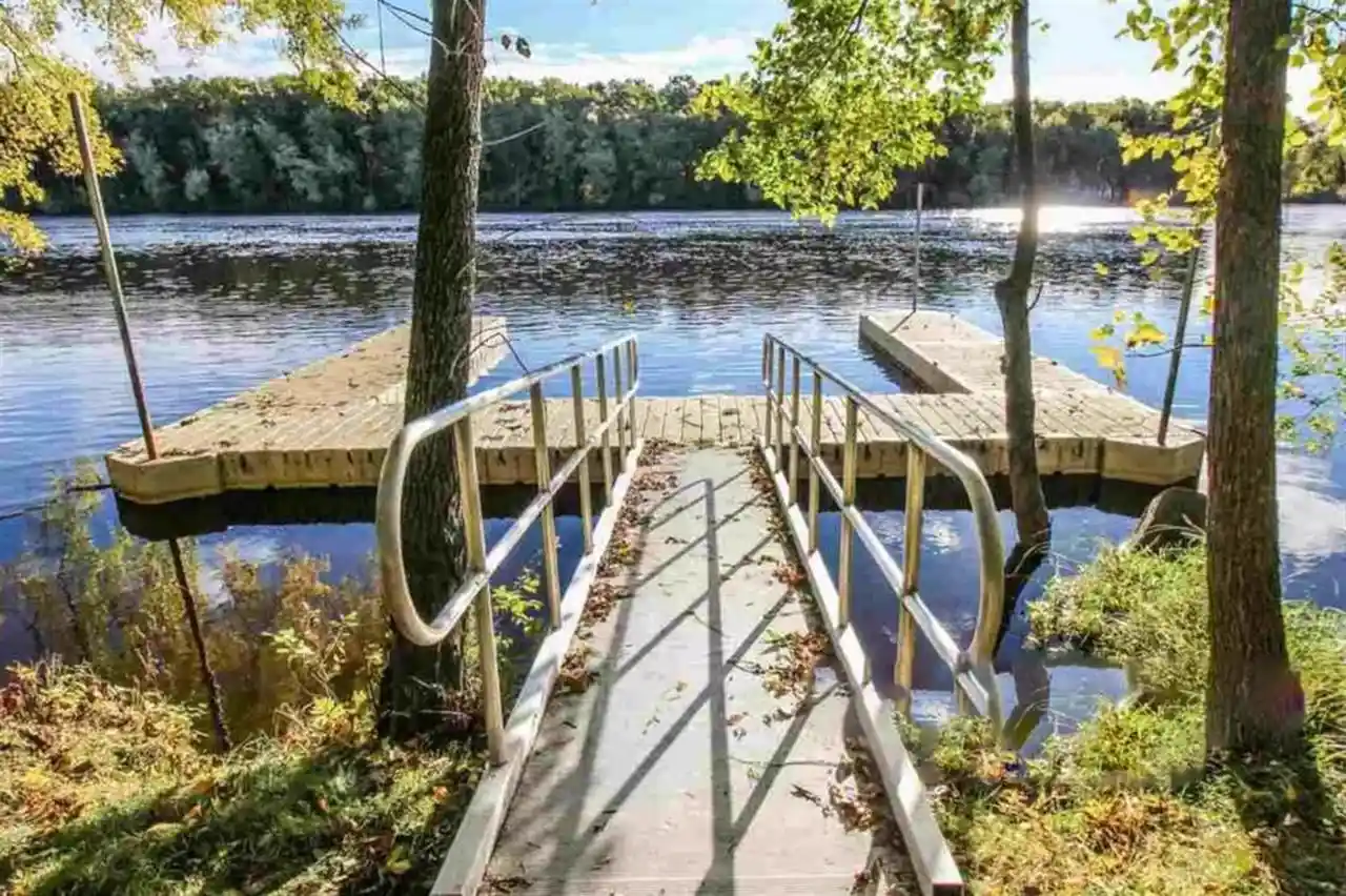 4th image of 2143 Peninsula Pl Pl, Junction City, WI 54443 | MLS# 22500447