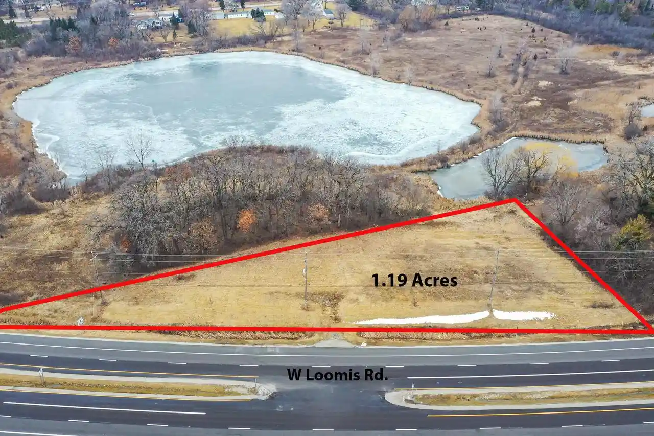 image of 9530 W Loomis Road Road, Franklin, WI 53132 | MLS# 1906908
