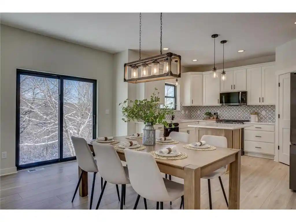 2nd image of 1205 Riverside Dr Dr, Hudson, WI 54016 | MLS# 6658001