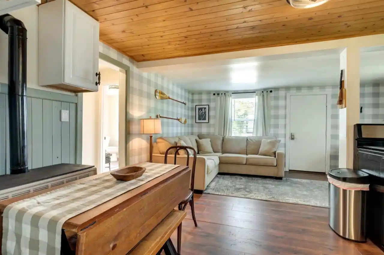 Homes for sale in Eagle River, WI | 4846 Pike Bay Road Road, Eagle River, WI 54521 | Houzeo