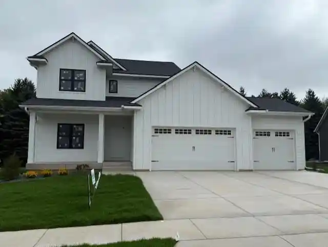 image of 5049 Timber Bluff Dr Dr, Eau Claire, WI 54701 | MLS# 1589696