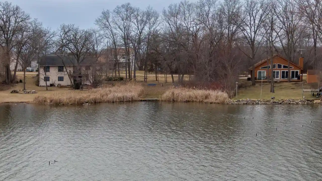 Photo 4 of Sale Pending at 10335 278Th Avenue Avenue, Trevor, WI 53179 | MLS# 1911609 | Listing updated on 2026-06-24