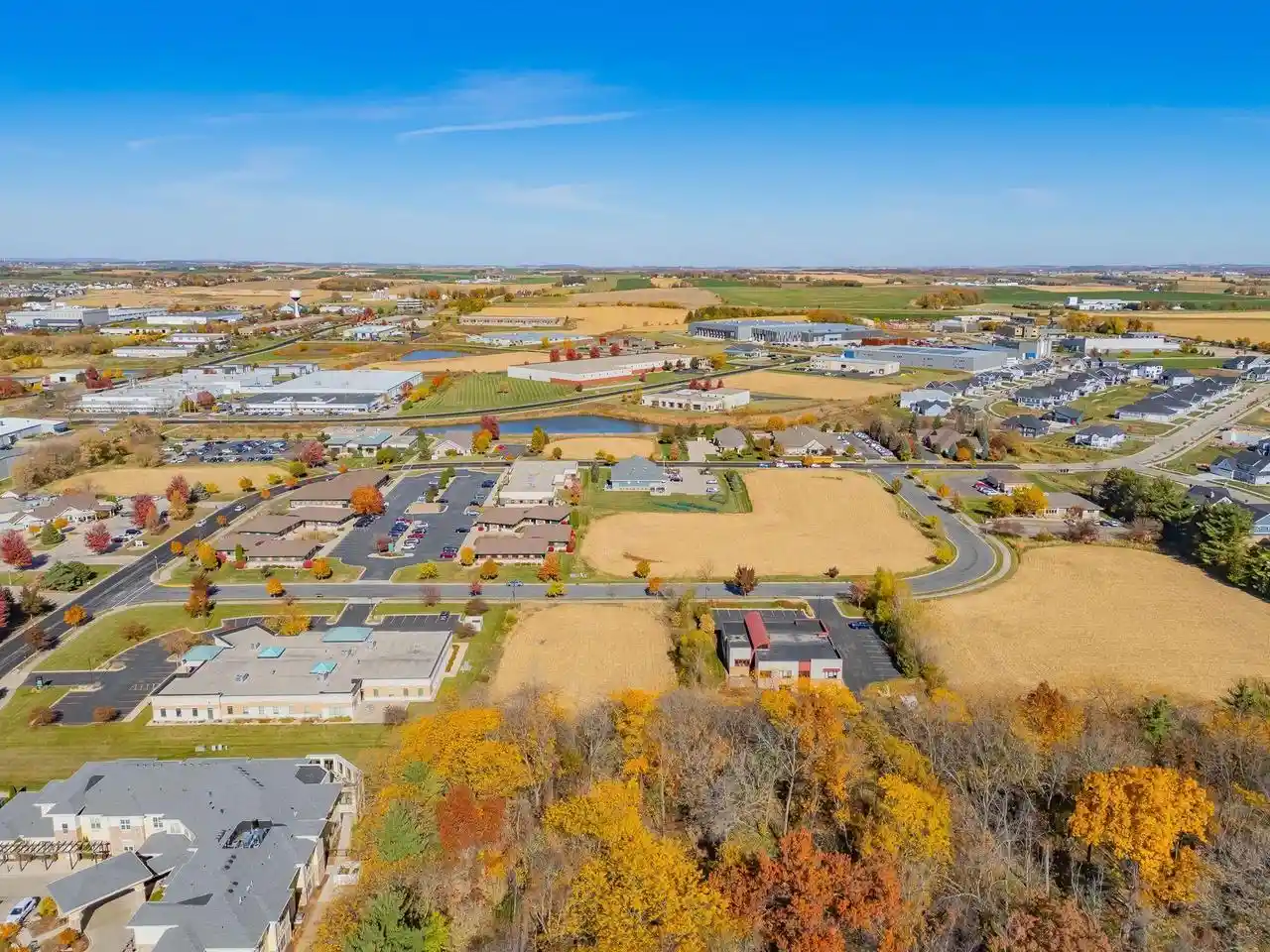 17th image of 1028 Quinn Dr Dr, Waunakee, WI 53597 | MLS# 1996196