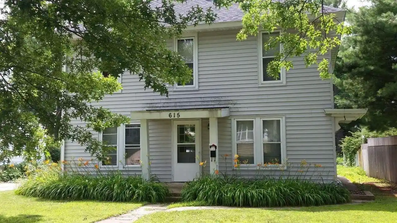 Homes for sale in Eau Claire, WI | 615 Congress Street Street, Eau Claire, WI 54703 | MLS# 1912823