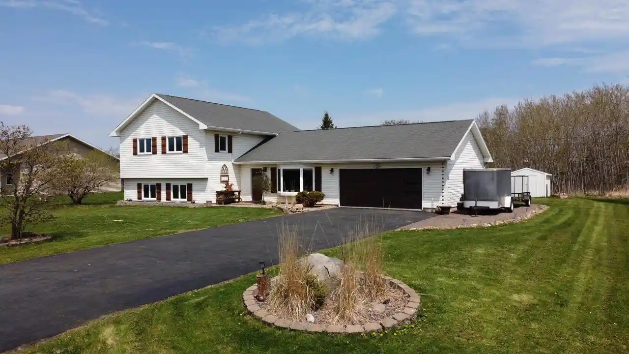 1st image of 1815 E 11th St St, Superior, WI 54880 | MLS# 6119372