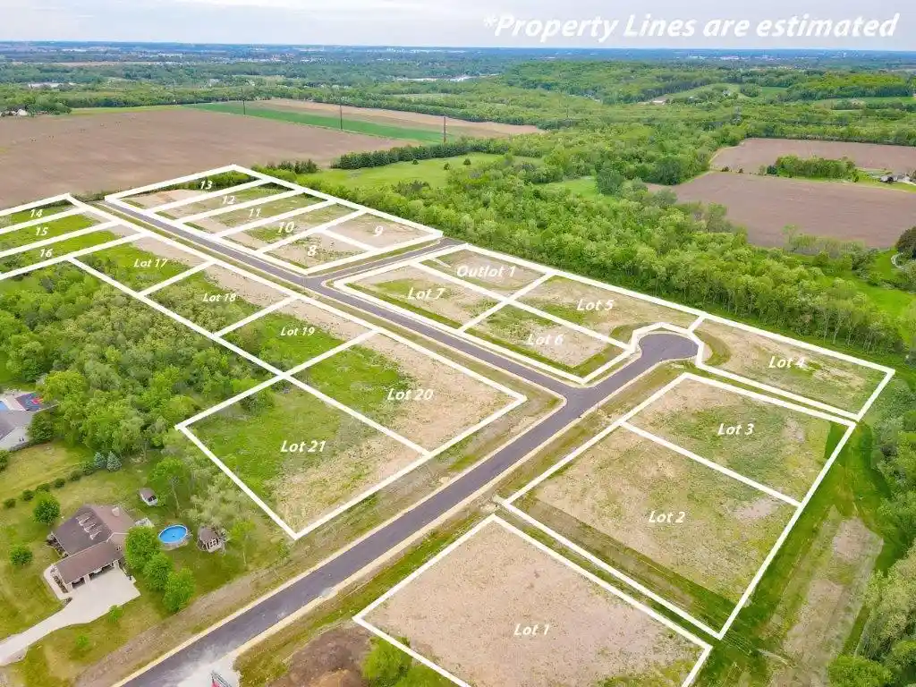 1st image of 3276 W Creekview Lane Lane, Beloit, WI 53511 | MLS# 2000078