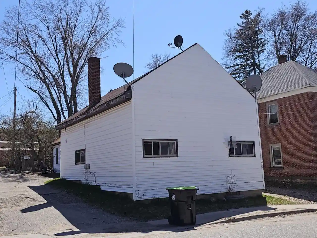 Homes for sale in Iron Mountain, MI | 411 5th Street Street, Iron Mountain, MI 49801 | MLS# 50308460
