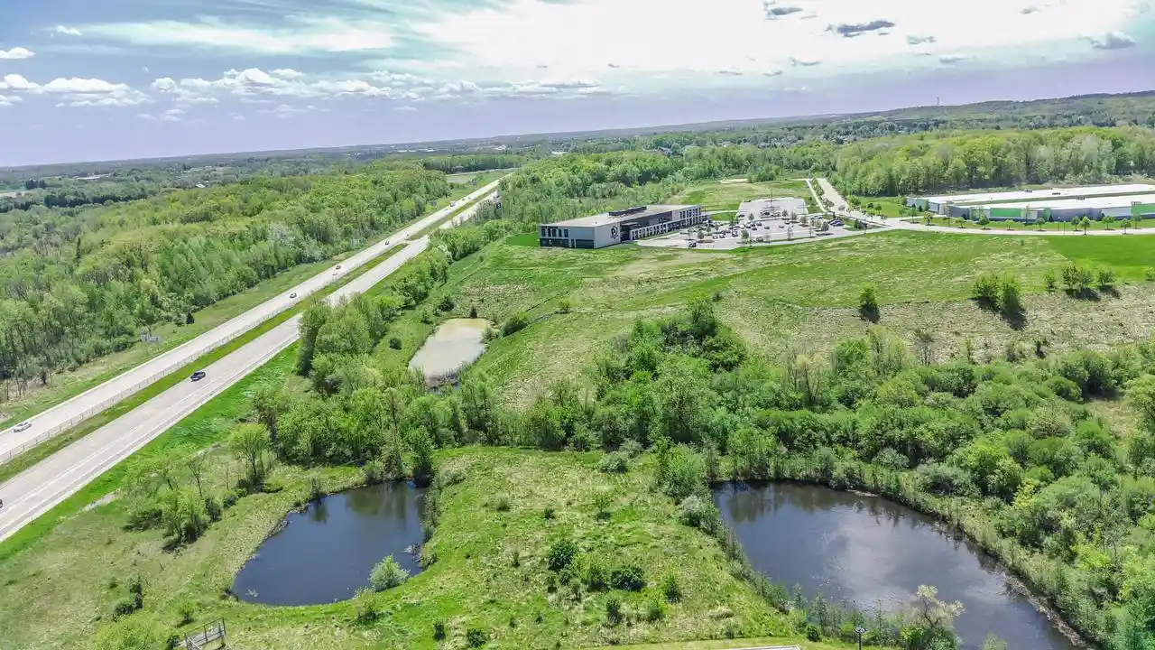 1st image of 1275 W Paradise Dr Dr, West Bend, WI 53095 | MLS# 1918946