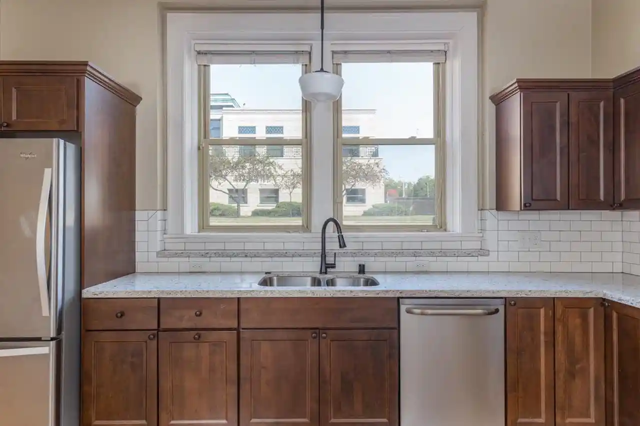 2nd image of 105 Washington Ave Ave, Oshkosh, WI 54901