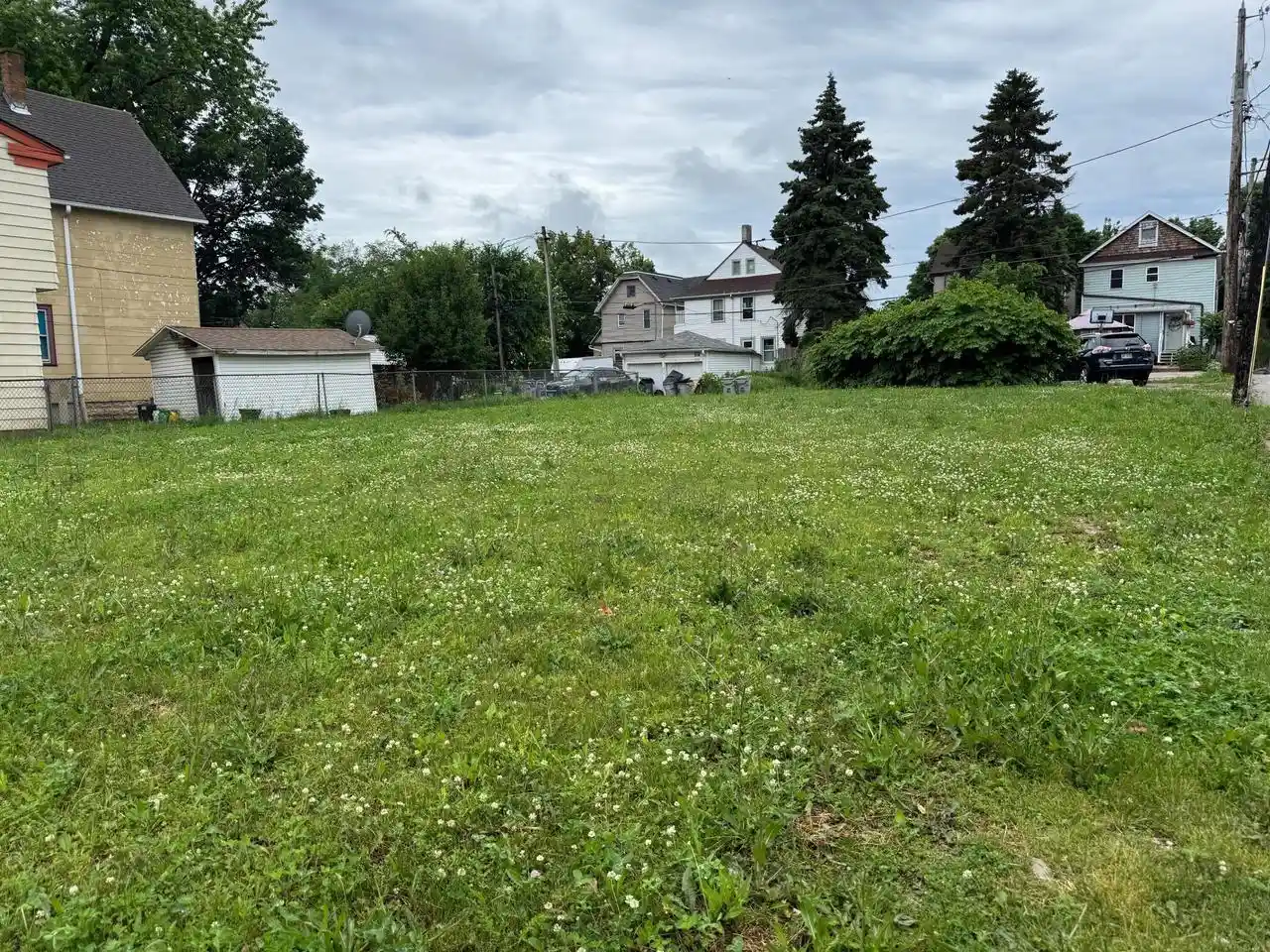 Photo 3 of Land for sale at 223 N 33rd Street Street, Milwaukee, WI 53208 | MLS# 1925109 | Listing updated on 2026-08-28