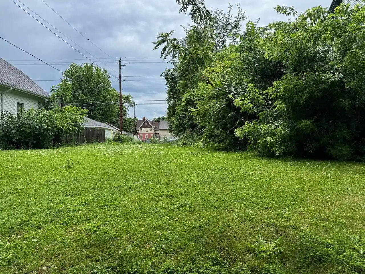 Homes for sale in Milwaukee, WI | 3319 W Clybourn Street Street, Milwaukee, WI 53208 | MLS# 1925115