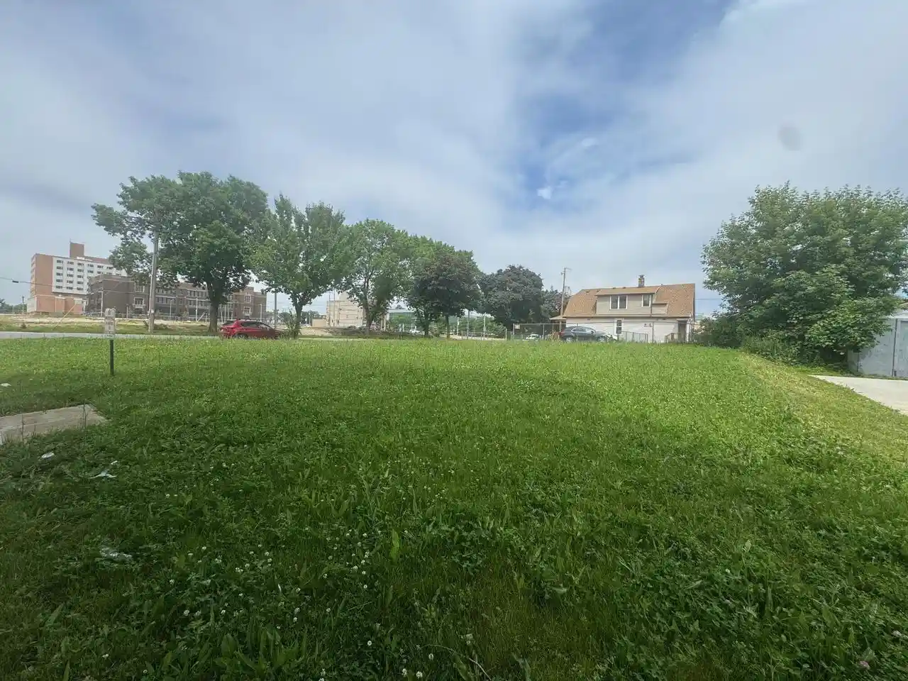 Homes for sale in Milwaukee, WI | 550 N 28th Street Street, Milwaukee, WI 53208 | MLS# 1925142