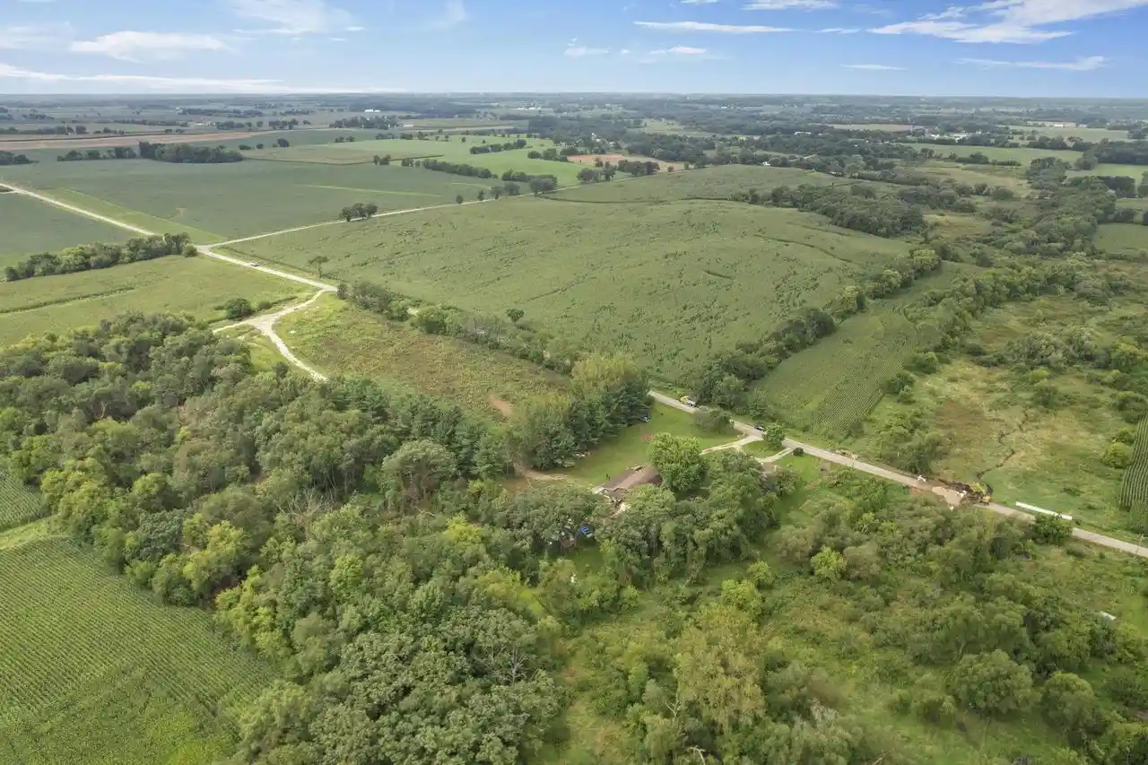 4th image of 72 Franklin Road Road, Stoughton, WI 53589 | MLS# 2004719