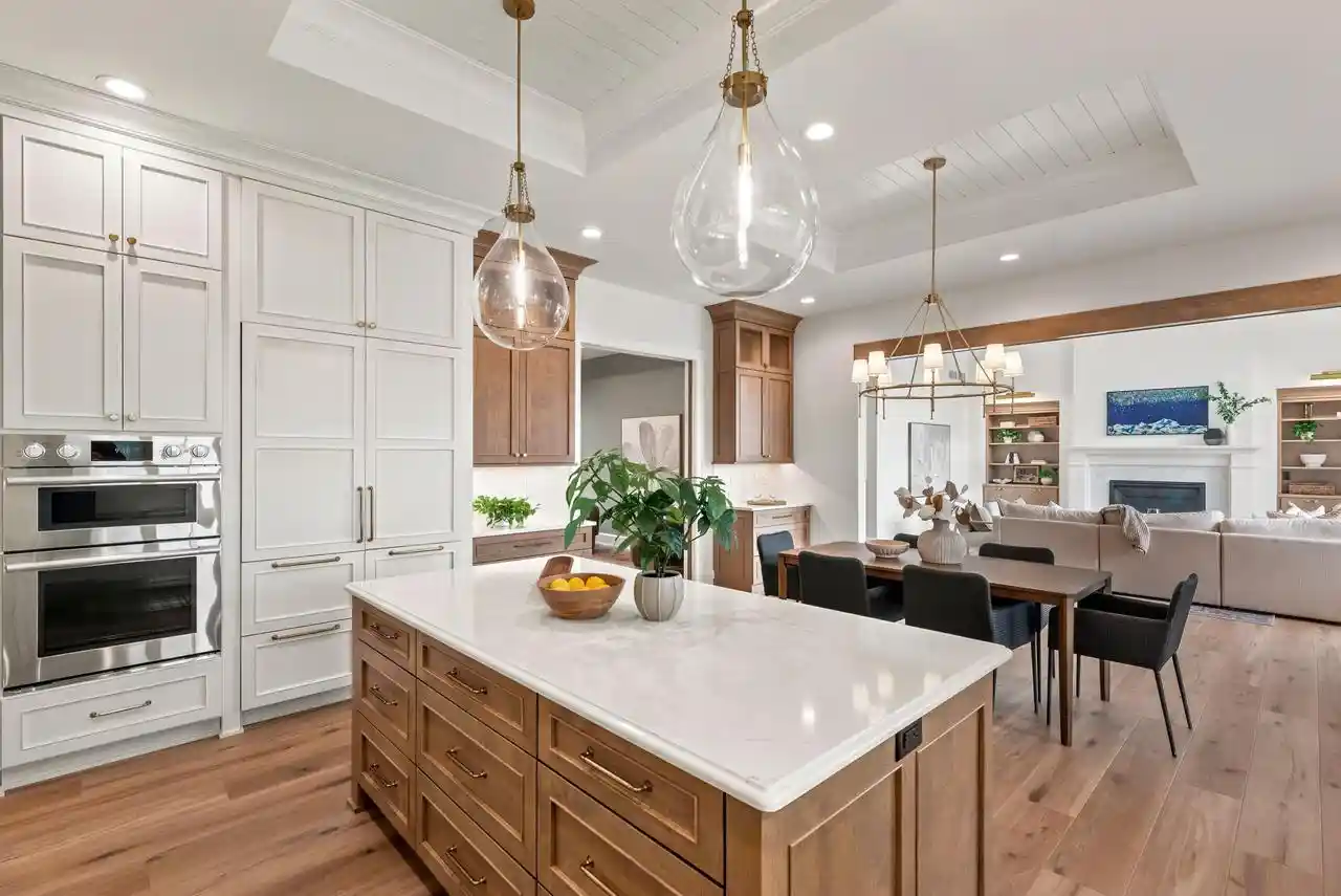 Photo 4 of Single family home for sale at 3561 W Pine View Ct, Mequon, WI 53097 | MLS# 1928075 | Listing updated on 2026-10-24