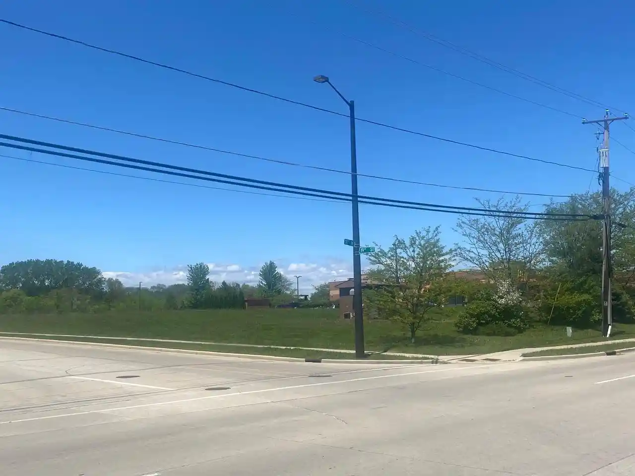 1st image of 1824 30th Avenue Avenue, Kenosha, WI 53144 | MLS# 1929969