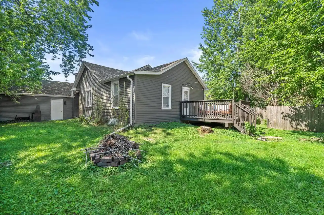 3rd image of 3109 N Main Street Street, Racine, WI 53402 | MLS# 1931330