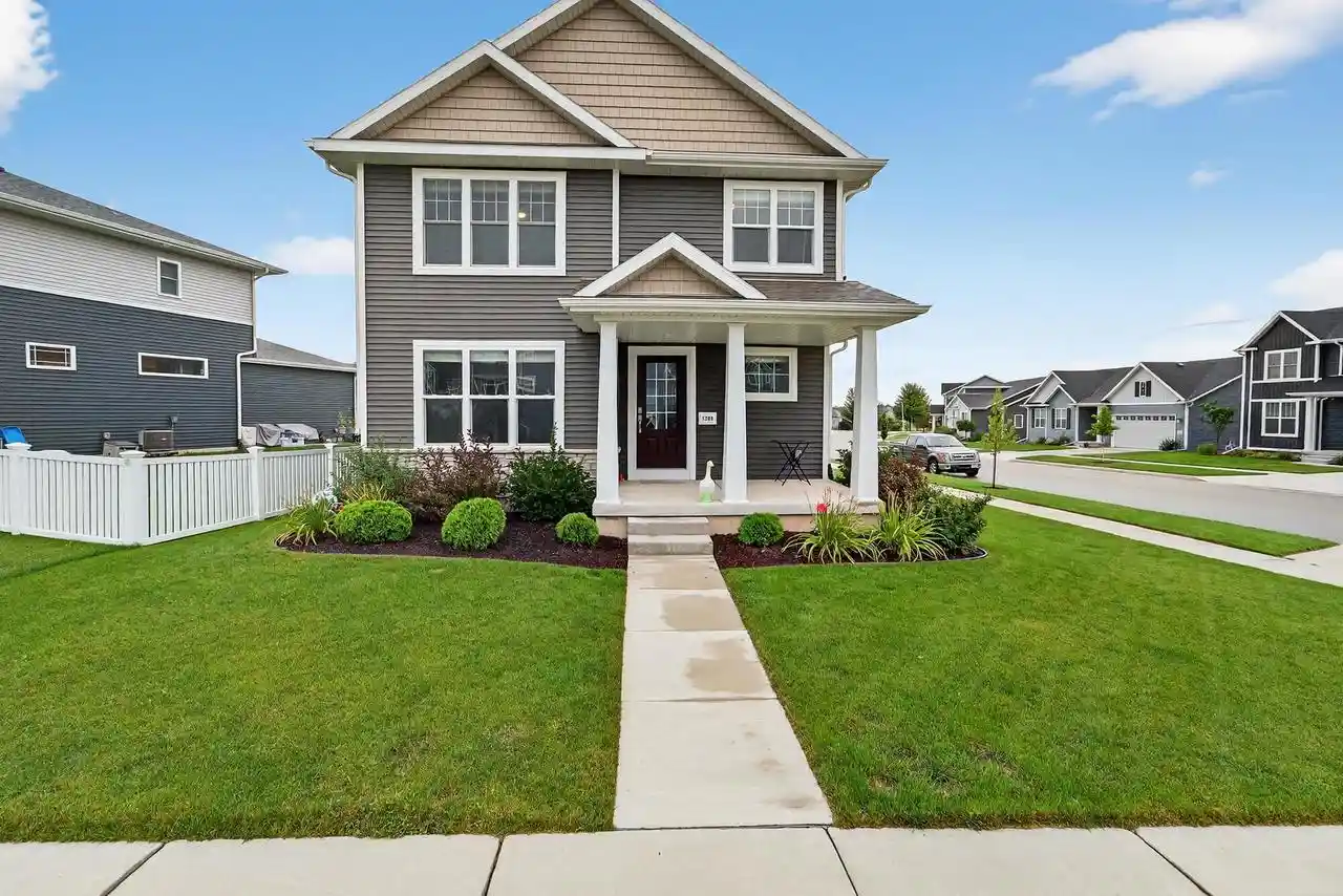 Homes for sale in Verona, WI | 1208 Merry Blossom Lane Lane, Verona, WI 53593 | MLS# 2006980