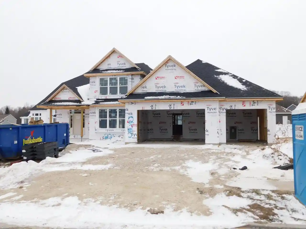 1st image of 225 Mulberry Lane Lane, Grafton, WI 53024 | MLS# 1931964