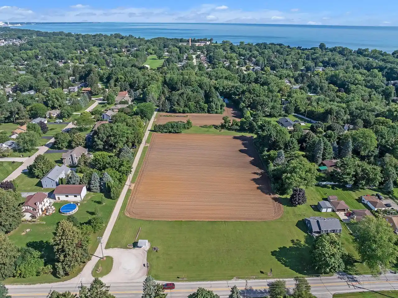 Homes for sale in Racine, WI | 332 4 Mile Road Road, Racine, WI 53402 | MLS# 1932282