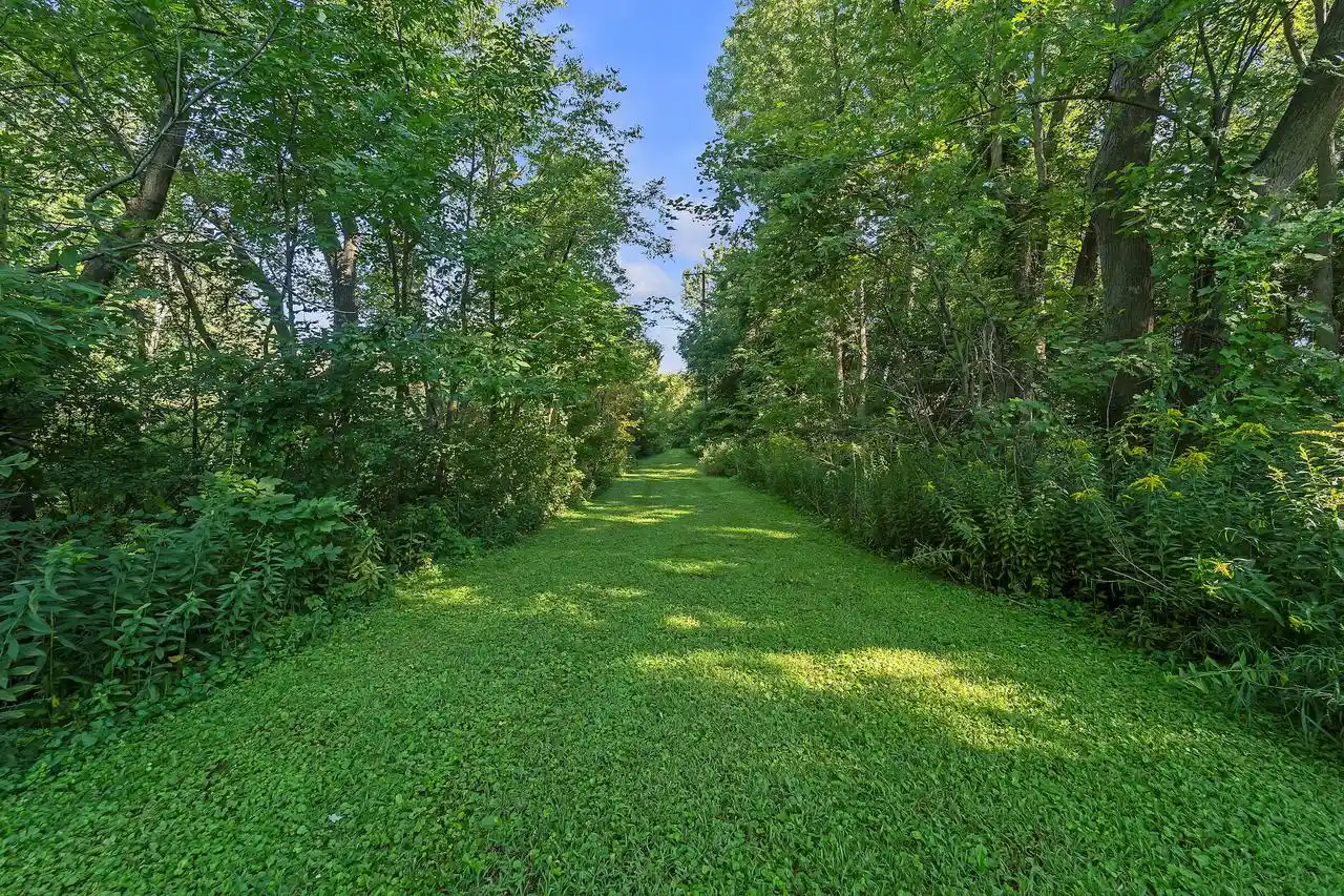 Homes for sale in Racine, WI | 332 4 Mile Road Road, Racine, WI 53402 | MLS# 1932282