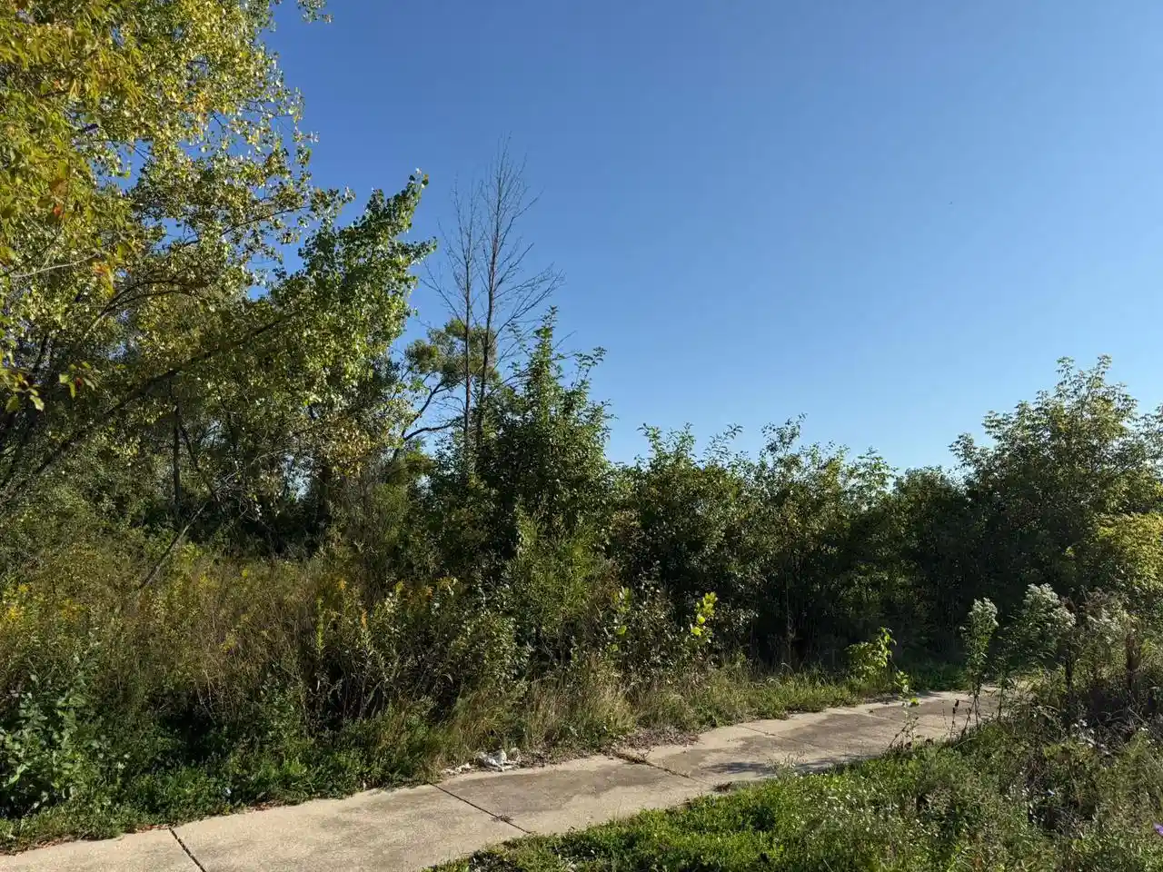 Homes for sale in Milwaukee, WI | 9622 W Allyn Street Street, Milwaukee, WI 53224 | MLS# 1935324