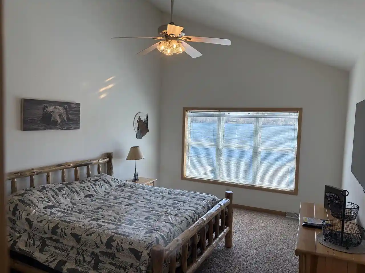 Homes for sale in Tomahawk, WI | 9811 Deer Trail Road Road, Tomahawk, WI 54487 | Houzeo