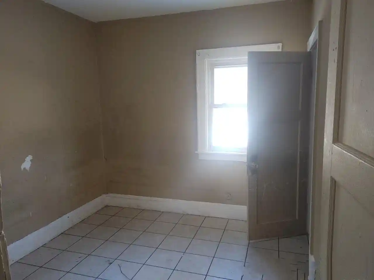 Homes for sale in Milwaukee, WI | 3374 N 30Th Street Street, Milwaukee, WI 53216 | MLS# 1937533