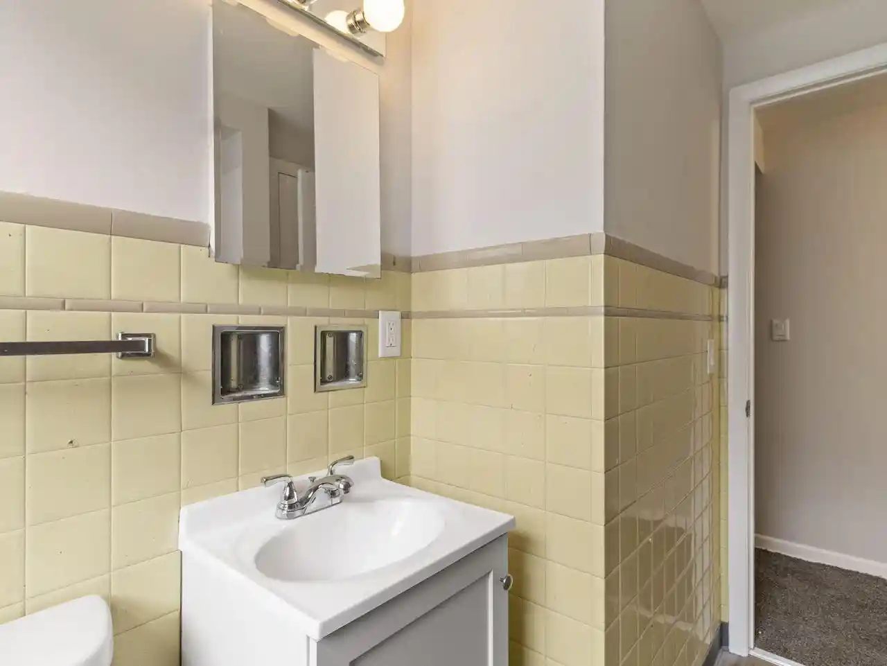 4th image of 4720 N 36Th St St, Milwaukee, WI 53209
