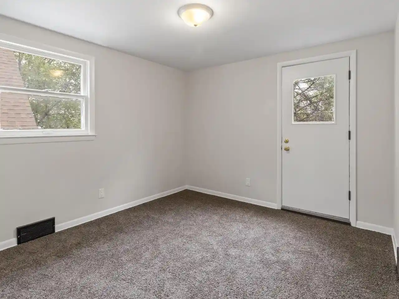 5th image of 4720 N 36Th St St, Milwaukee, WI 53209