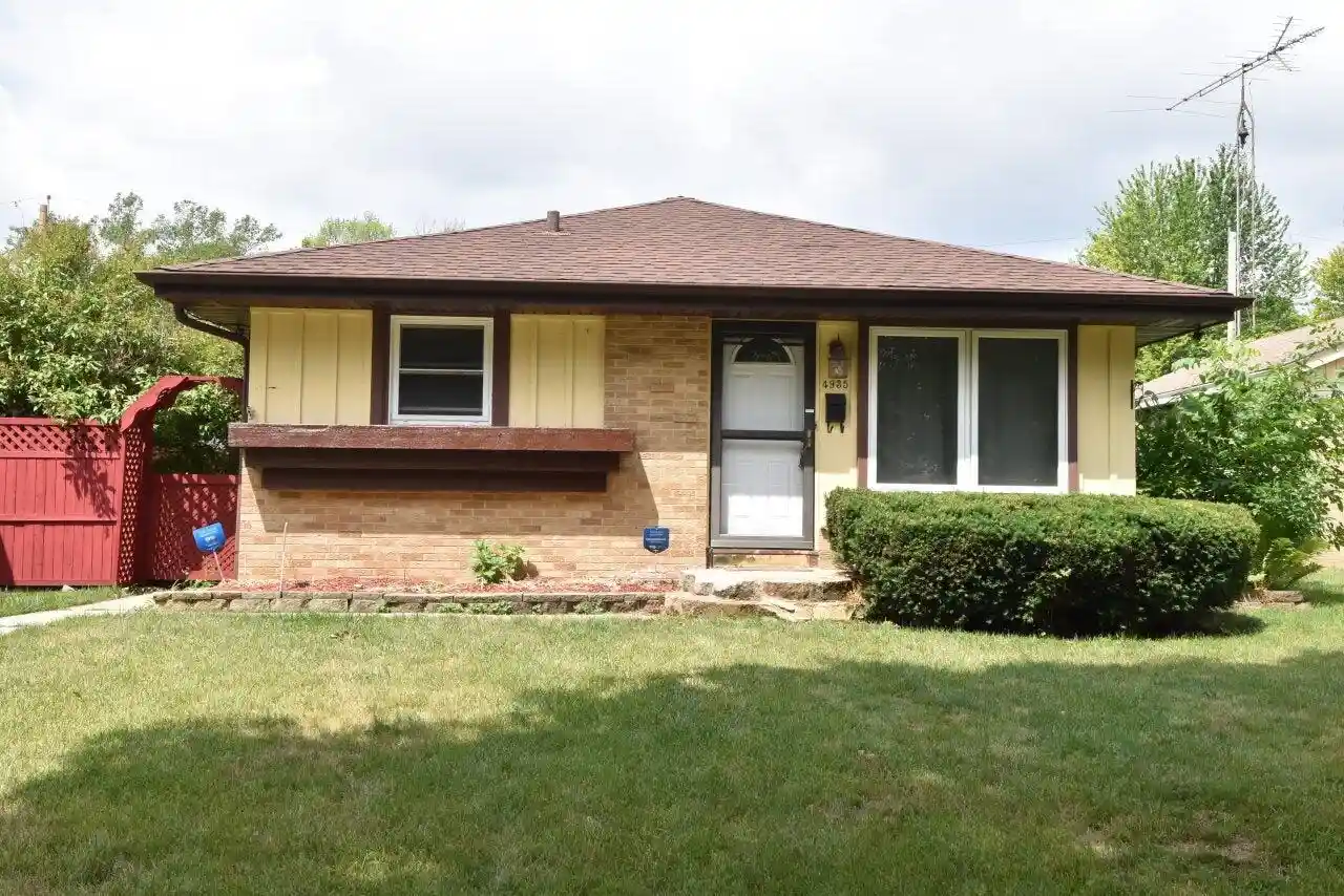 Homes for sale in Milwaukee, WI | 4935 N 88th Street Street, Milwaukee, WI 53225 | MLS# 1939056