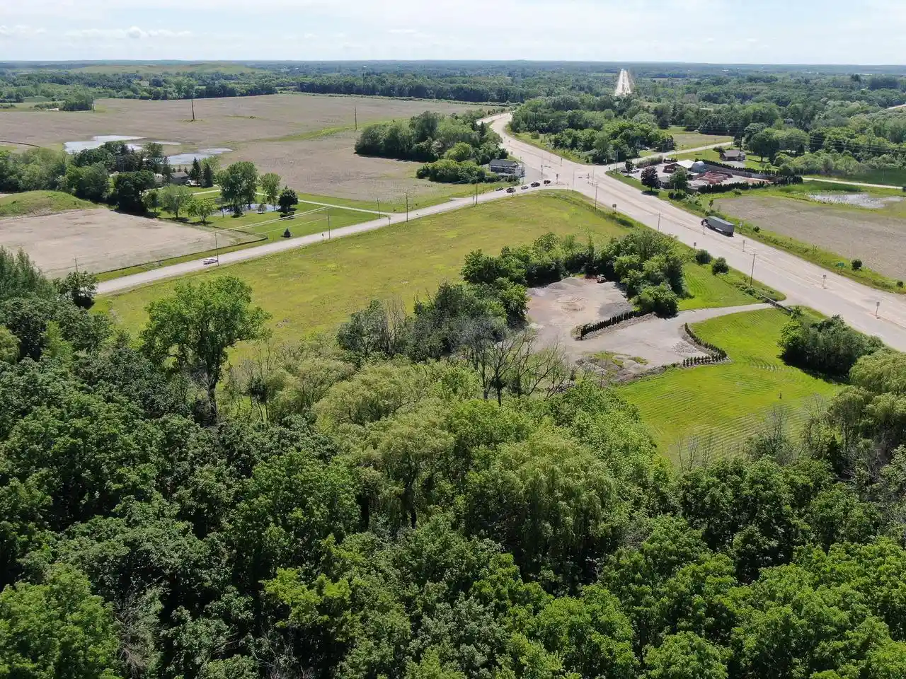9th image of 11223 W Loomis Road Road, Franklin, WI 53132 | MLS# 1939174