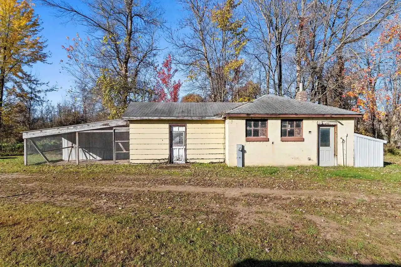 Homes for sale in Wausaukee, WI | W6898 County Rd X Road Road, Wausaukee, WI 54177 | MLS# 2011308