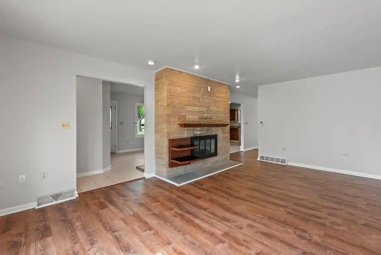 Photo 3 of Single family home for sale at 5404 N Bethmaur Lane Lane, Glendale, WI 53209 | MLS# 50317313 | Listing updated on 2026-07-07