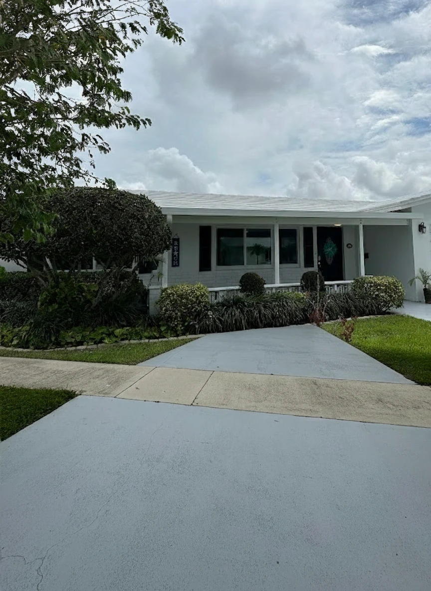 Leisureville Neighborhood